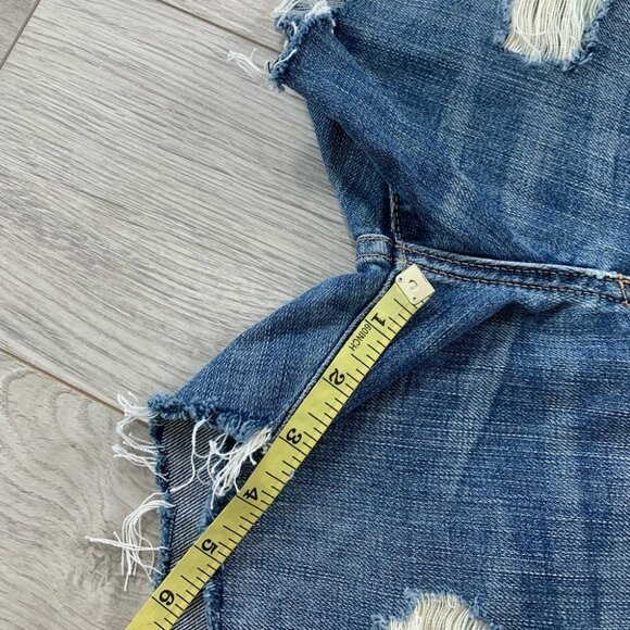 Current Elliott The Boyfriend Raw Hem Jean Shorts - Picture 11 of 12